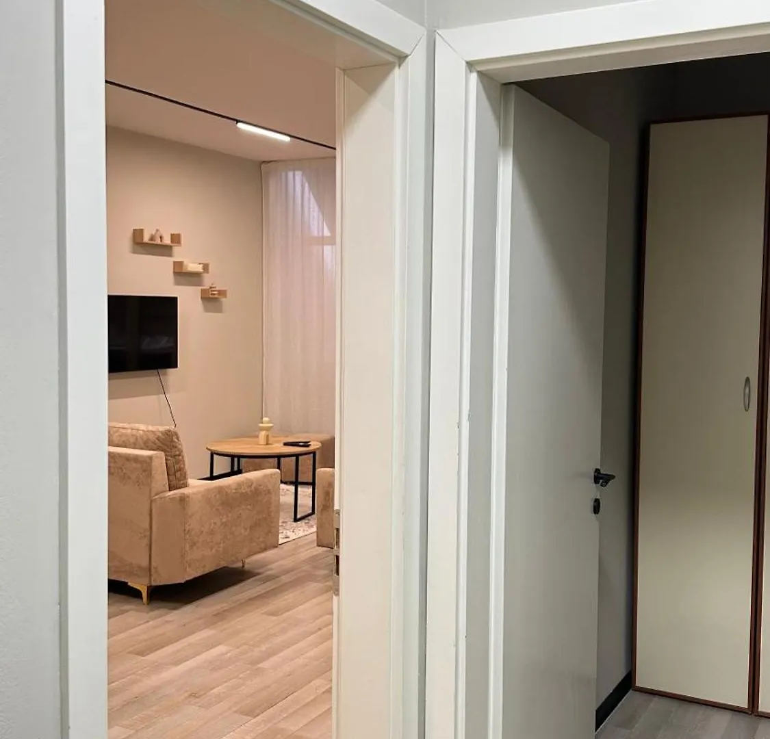 Downtown Apartament Tirana Albania