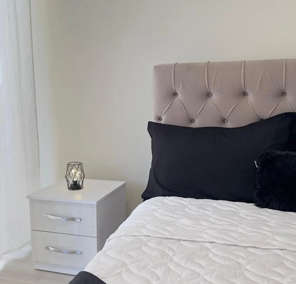 Downtown Apartament Tirana Apartment